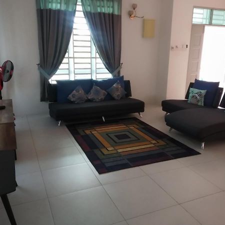 Fathullah's Homestay Alor Setar Bagian luar foto