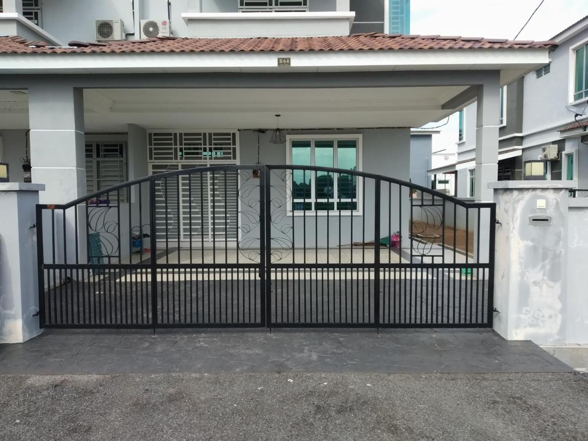 Fathullah's Homestay Alor Setar Bagian luar foto